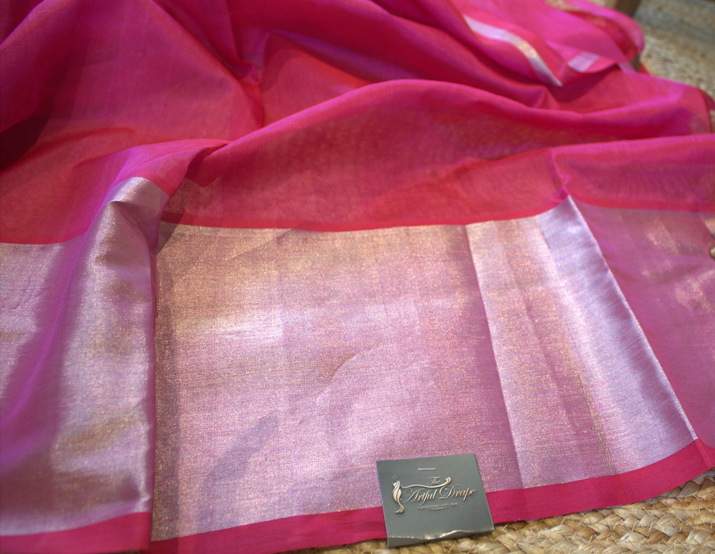 Pure Mangalgiri Pink silk cotton with butti border and running blouse