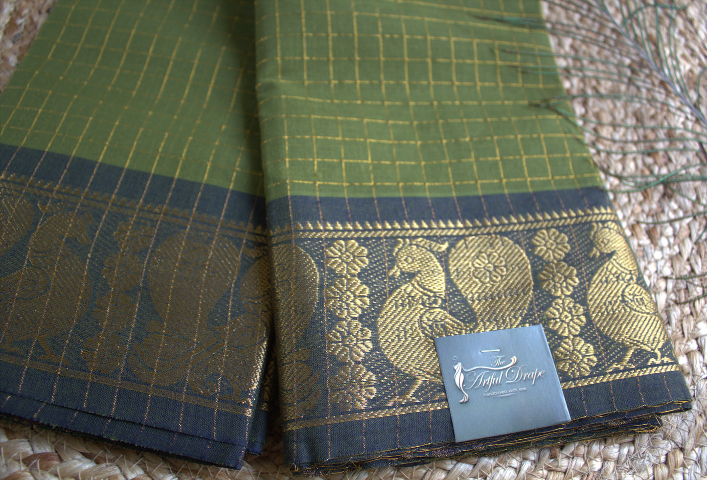 Madhurai Sungudi Dark Green saree with Zari border (without blouse)