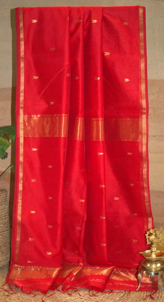 Maheswari Silk Saree Red with small zari border and running blouse