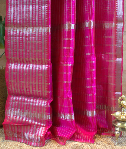 Mangalgiri Pink silk cotton saree with rudhraksha border and running blouse