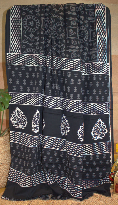 Mul Cotton Black Saree Dabu print