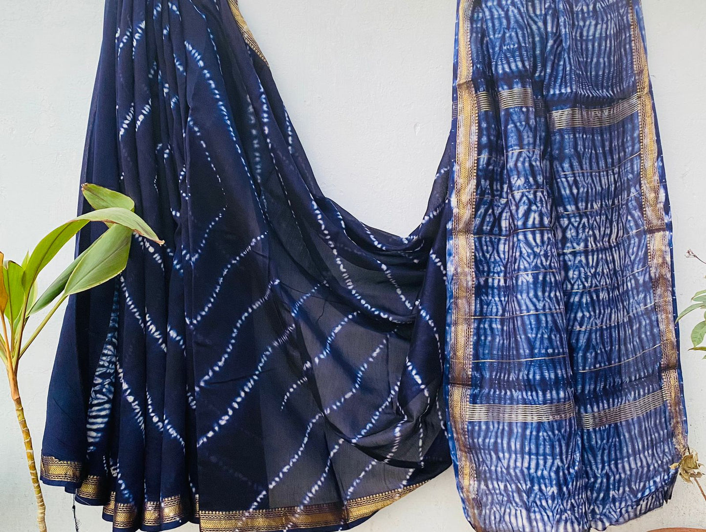 Maheshwari silk Blue tie and dye saree with contrast blouse
