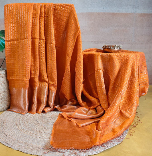 Matka Burnt orange Silk saree with checks and running blouse