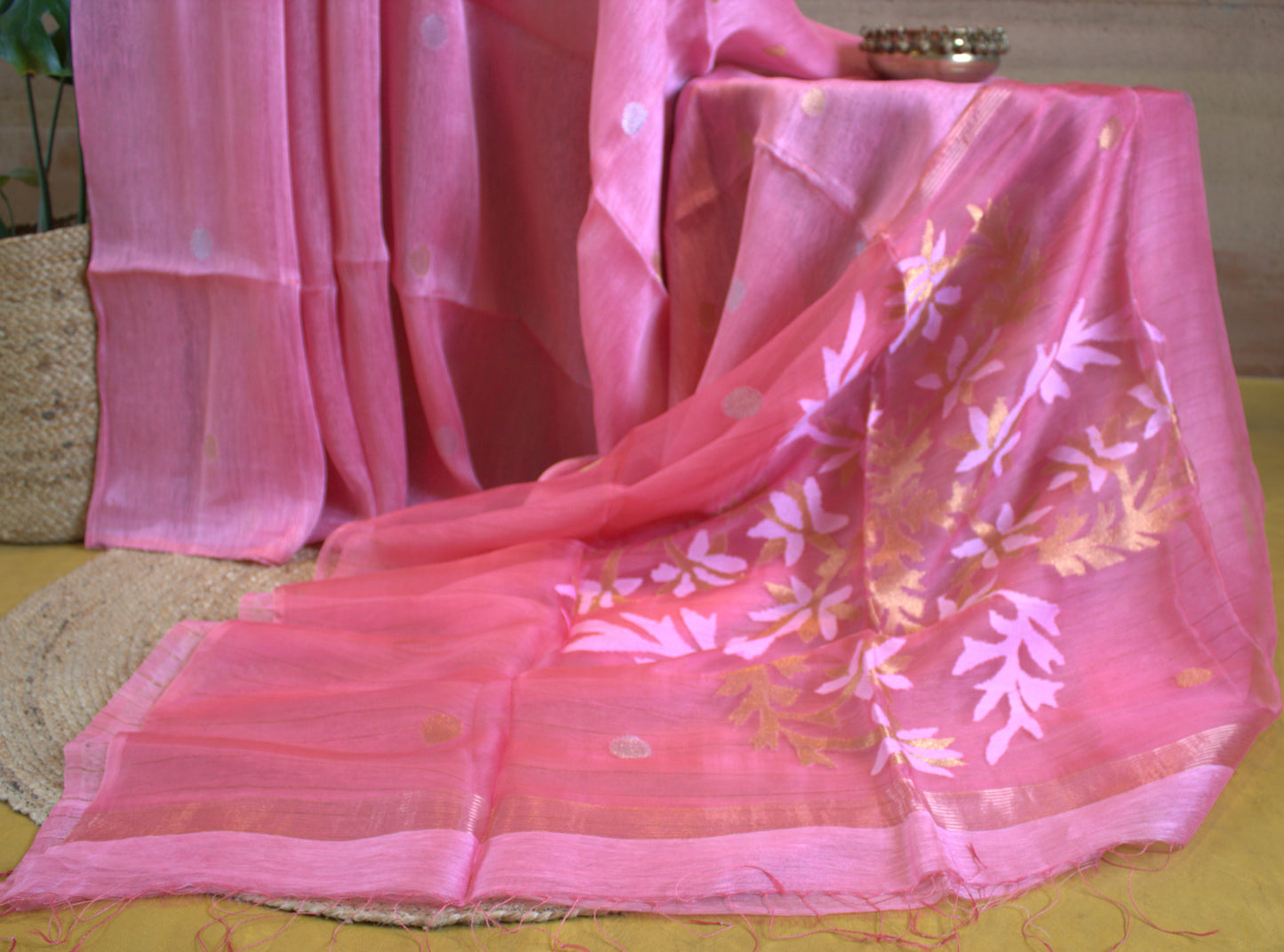 Silk Linen Pink saree with Muslin pallu and running blouse