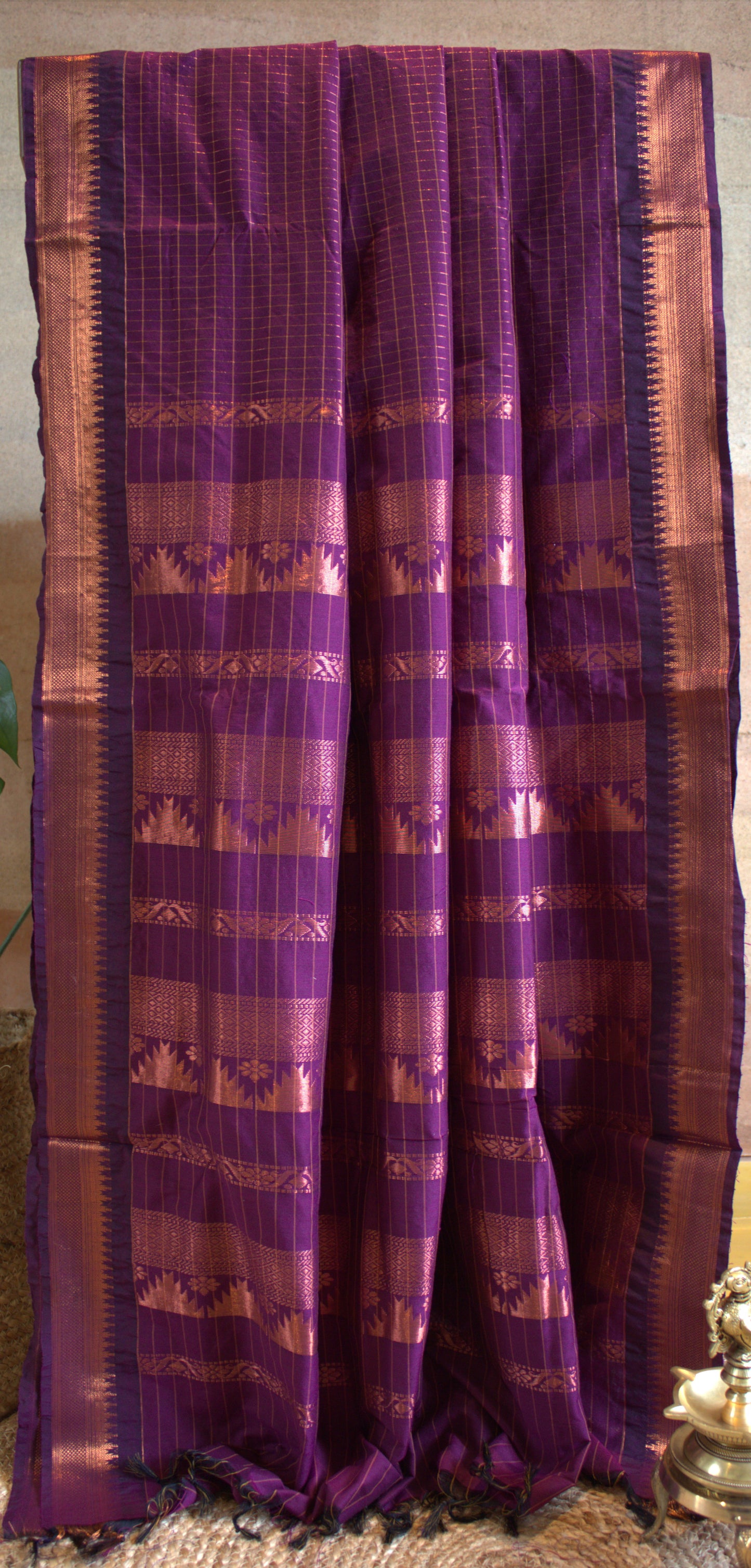 Kalyani cotton Purple saree with copper zari border and running blouse