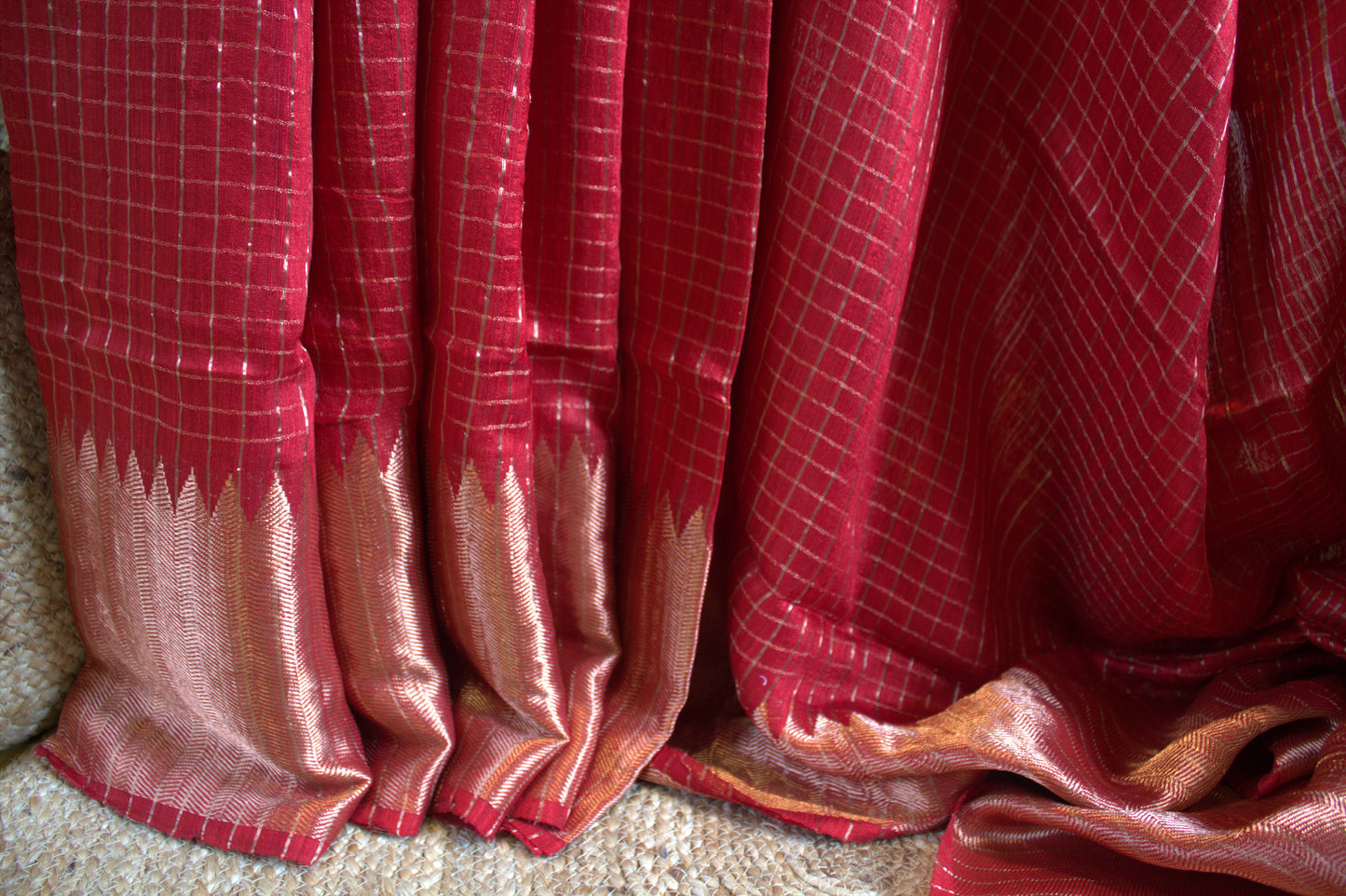 Matka Red Silk saree with checks and running blouse