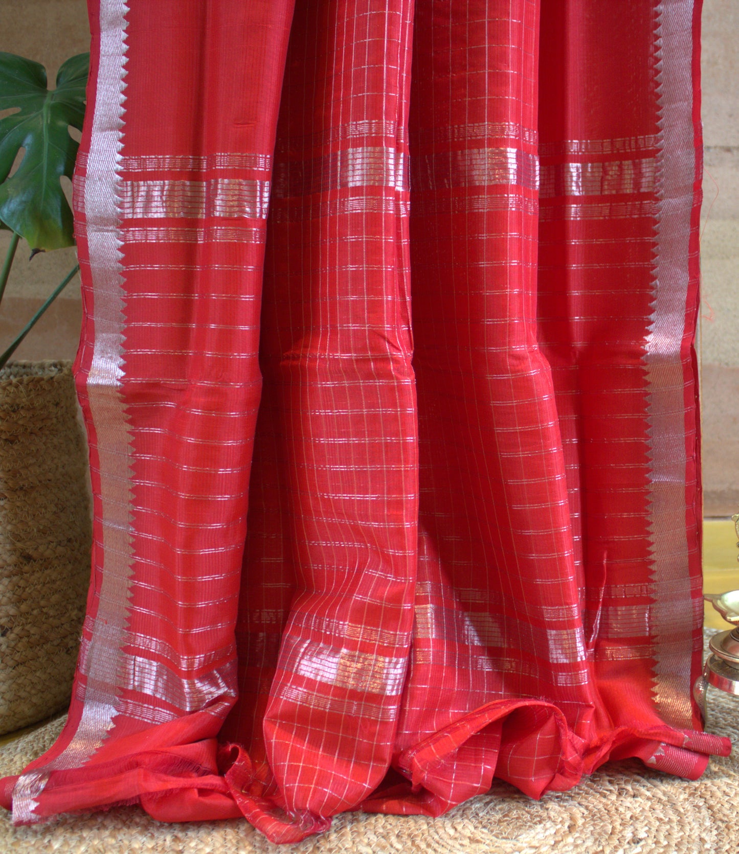 Mangalgiri Red checks silk cotton saree with silver zari and running blouse